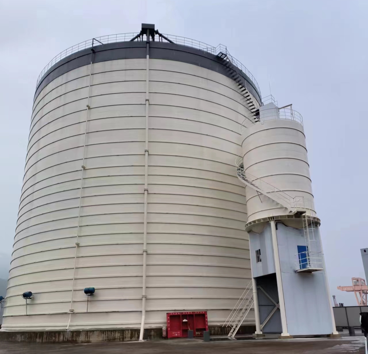 沙田镇10万吨水泥钢板库